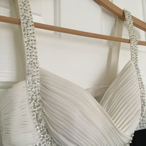 JS Boutique // black and white formal dress